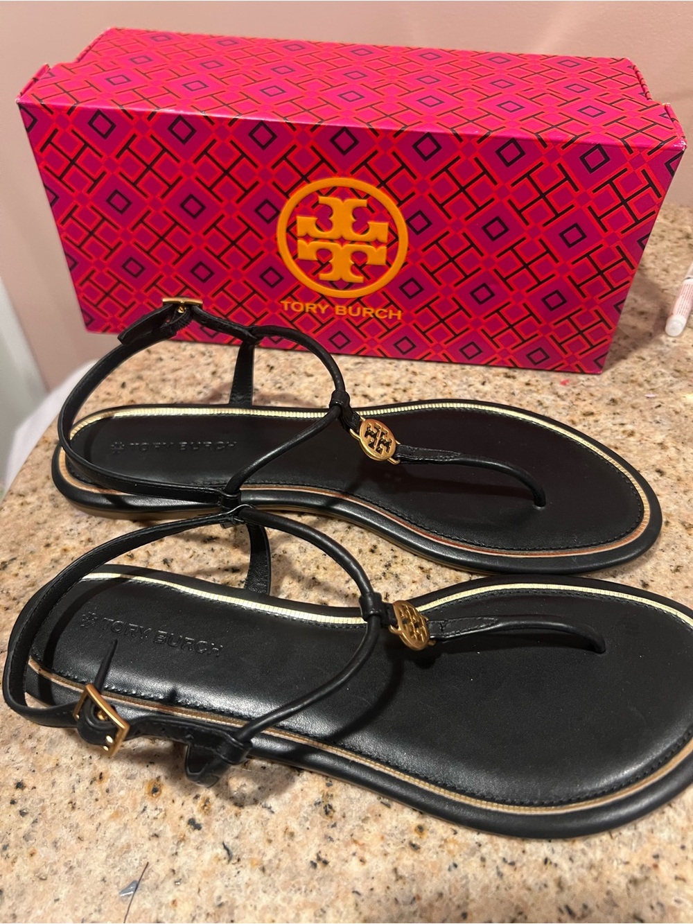 Tory Burch Black Emmy size 8 Sandals New in box - Picture 3 of 5